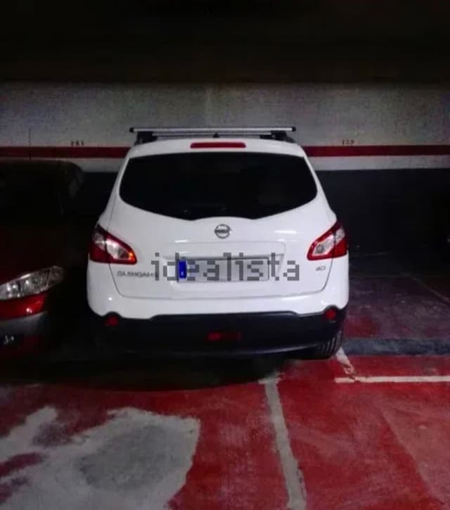 Parking space in Carrer de la Riera Blanca, 48, L'Hospitalet de Llobregat — photo 1