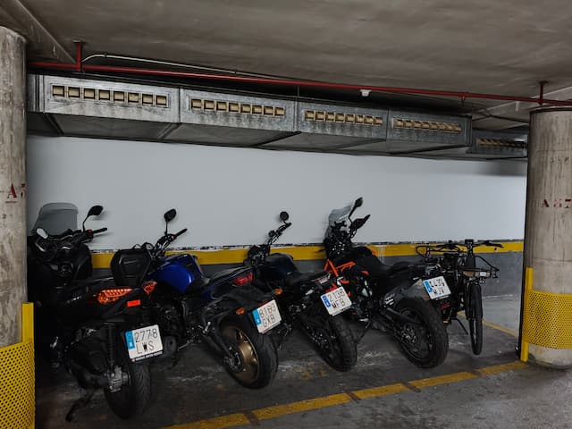 Plaza de garaje en Carrer d'Eugeni d'Ors, 62, Les Corts, Barcelona — foto 1