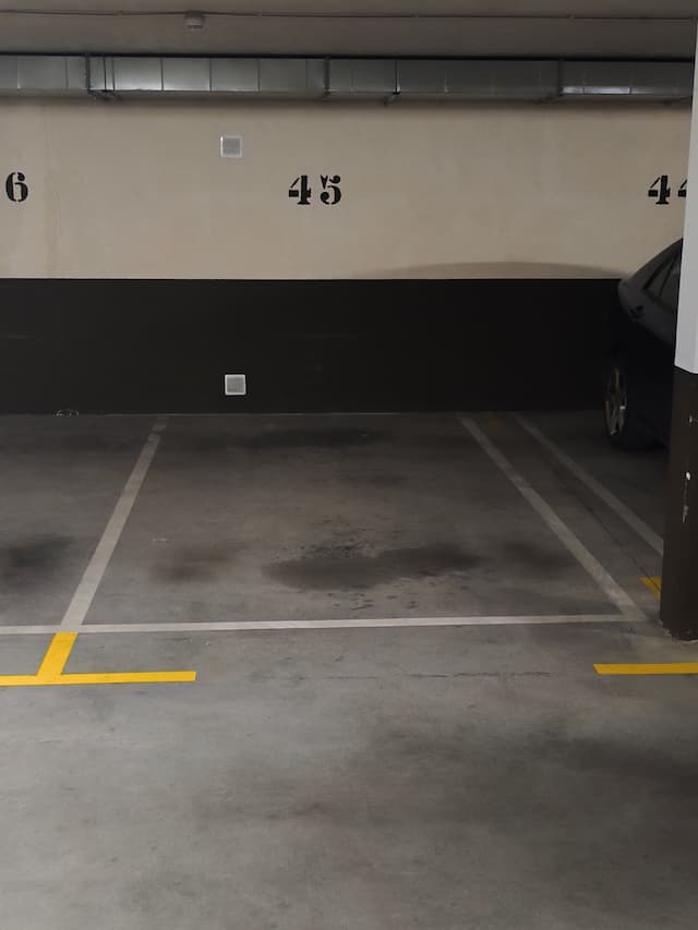 Plaza de garaje en Calle Sta. Marina, 2, Logroño — foto 1