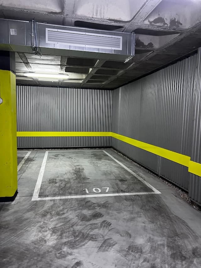 Plaza de garaje en C. Alamedilla, 10, Arganzuela, Madrid — foto 1