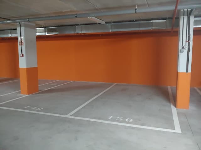 Plaza de garaje en C. de Luis Moya Blanco, 13, Hortaleza, Madrid — foto 1