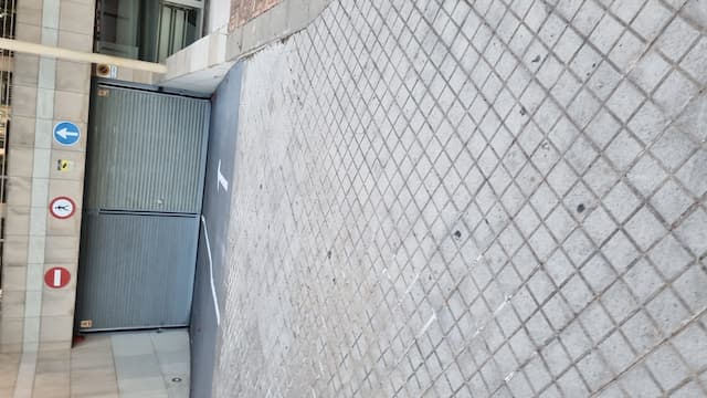 Plaza de garaje en C. de Santa Leonor, 62, San Blas-Canillejas, Madrid — foto 1