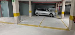 Plaza de garaje en C. de María Zayas, 3, Tetuán, Madrid — foto 1