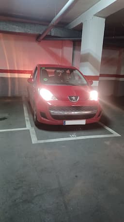 Plaza de garaje en Carrer del Pont del Treball Digne, 10, Sant Martí, Barcelona — foto 1