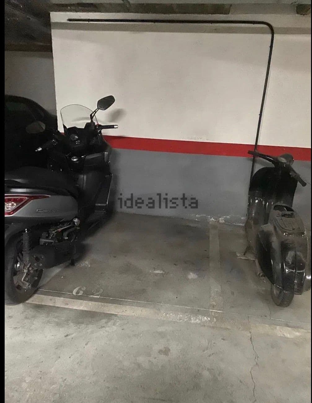 Parking — C. del Monte Oliveti, 33, Puente de Vallecas, 28038 Madrid, España parking spot