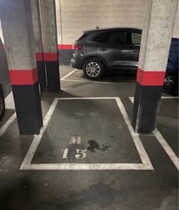 Parking space in C. de la Oca, Carabanchel, Madrid — photo 1