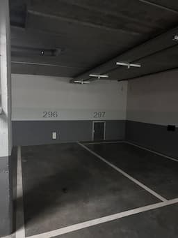Plaza de garaje en C/ de María de Maeztu, 112, Fuencarral-El Pardo, Madrid — foto 1