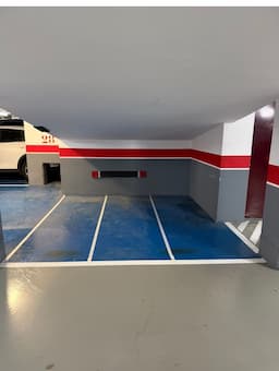 Parking space in Carrer de Sardenya, 202, Eixample, Barcelona — photo 1