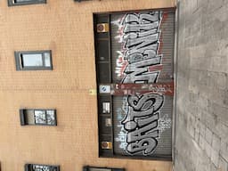 Parking space in C. de Monsalupe, 10, Latina, Madrid — photo 1