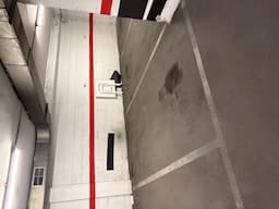 Parking space in Carrer de Còrsega, 505, Gràcia, Barcelona — photo 1