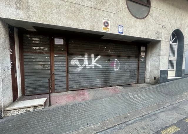 Plaza de garaje en Carrer de Magallanes, 45, Santa Coloma de Gramenet — foto 1