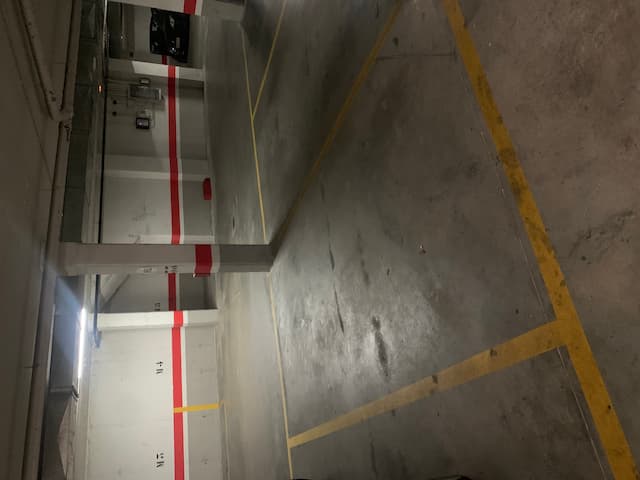 Plaza de garaje en C. del Lago de Sanabria, 4, Valladolid — foto 1