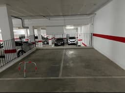 Plaza de garaje en C. del Magisterio, Almendralejo — foto 1