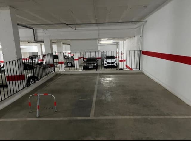 Parking space in C. del Magisterio, Almendralejo — photo 1