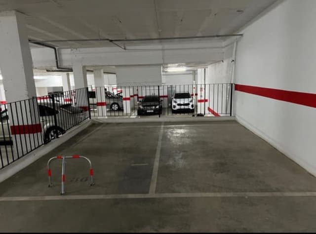 Parking space in C. del Magisterio, 10, Almendralejo — photo 1