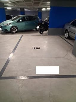 Parking space in Carrer de la Borrasca, 19, Patraix, València — photo 1