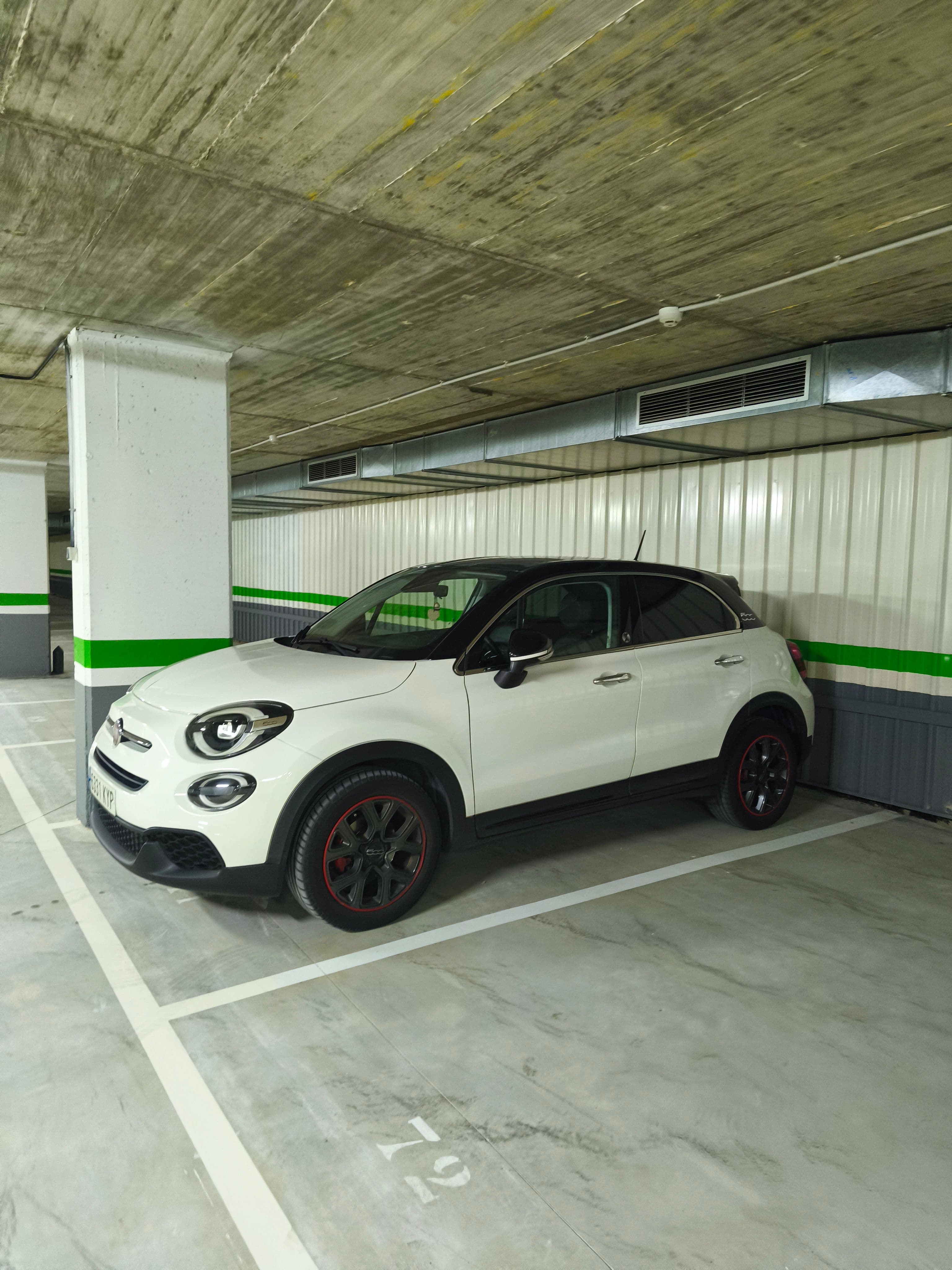 Parking — Carrer de Ciudad Real, 15, 08227 Terrassa, Barcelona, España parking spot