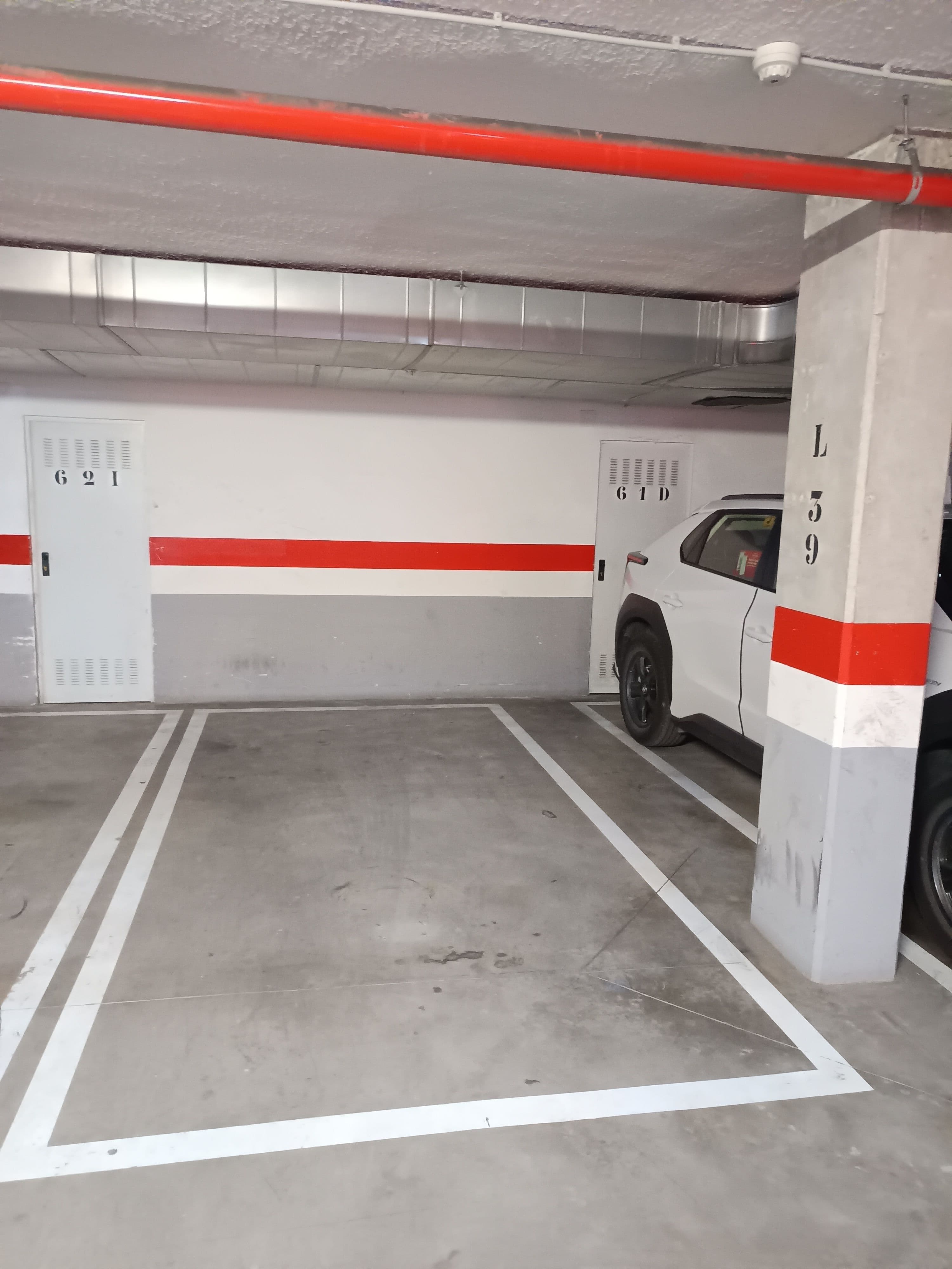 Parking — C. el Séptimo Sello, 7, 50019 Zaragoza, España parking spot