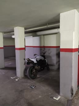 Parking space in Carrer de Rocafort, 239, Eixample, Barcelona — photo 1
