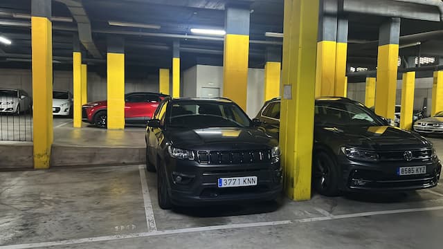Plaza de garaje en Av. de la Catalana, 101, Sant Adrià de Besòs — foto 1