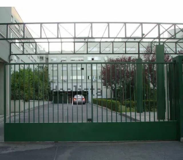 Plaza de garaje en C. de Silvano, 158, Hortaleza, Madrid — foto 1