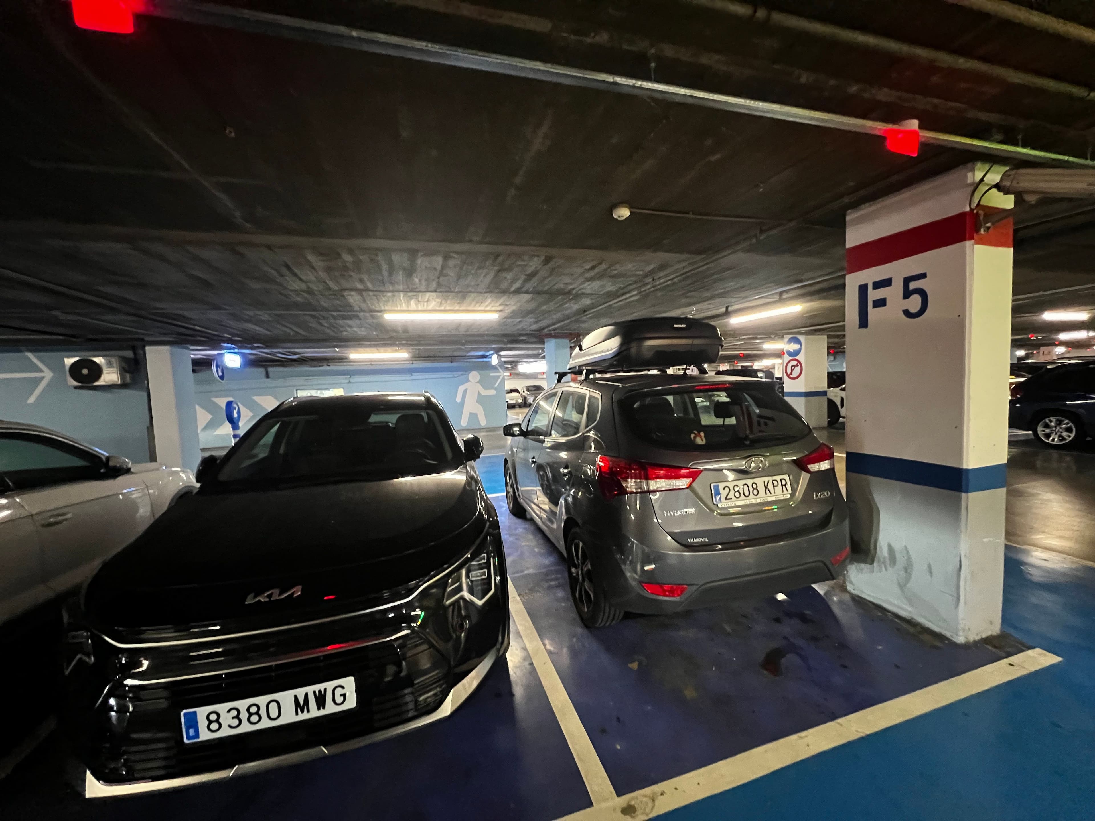 Parking — C. Claudio Coello, 7, 45224 Seseña, Toledo, España parking spot