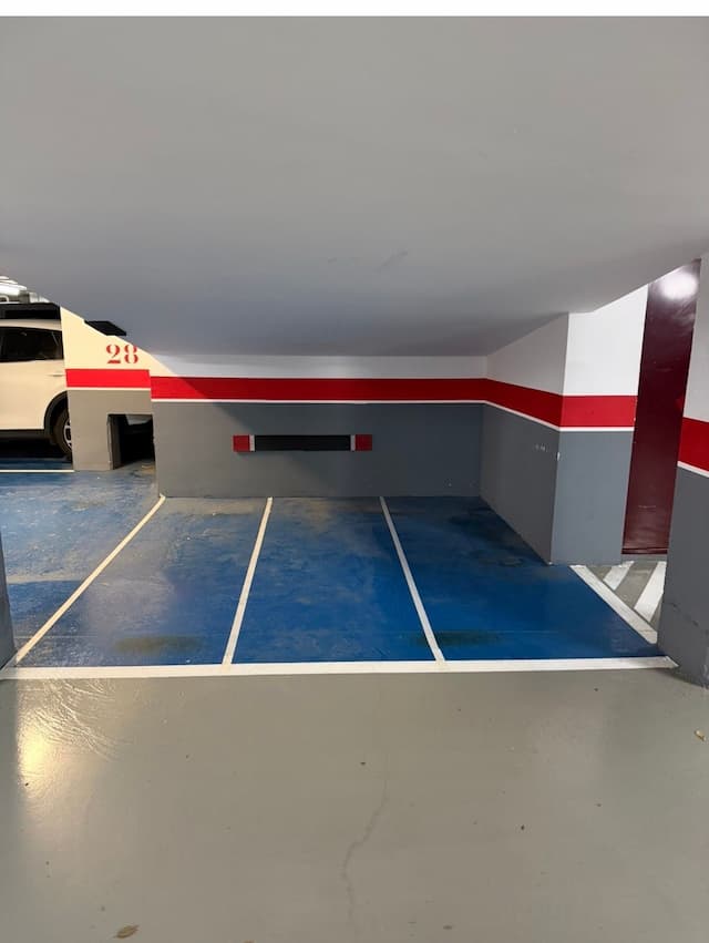 Plaza de garaje en Gran Via de les Corts Catalanes, 764, Eixample, Barcelona — foto 1