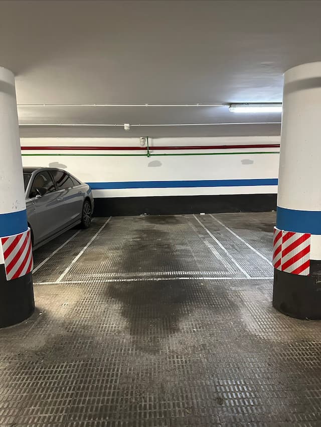 Plaza de garaje en Carrer d'Aribau, 212, Sarrià-Sant Gervasi, Barcelona — foto 1
