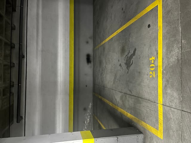 Plaza de garaje en C. de Estella, 3, Fuencarral-El Pardo, Madrid — foto 1