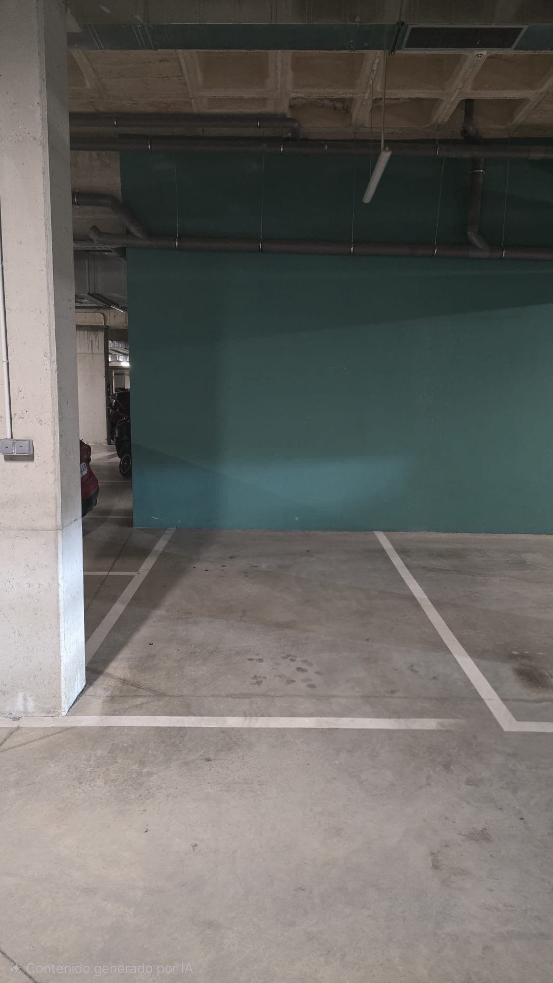 Parking — C. Cerro del Campo, 42, Vicálvaro, 28052 Madrid, España parking spot