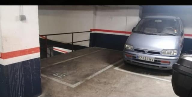 Plaza de garaje en Carrer de Felip II, 90, Sant Andreu, Barcelona — foto 1