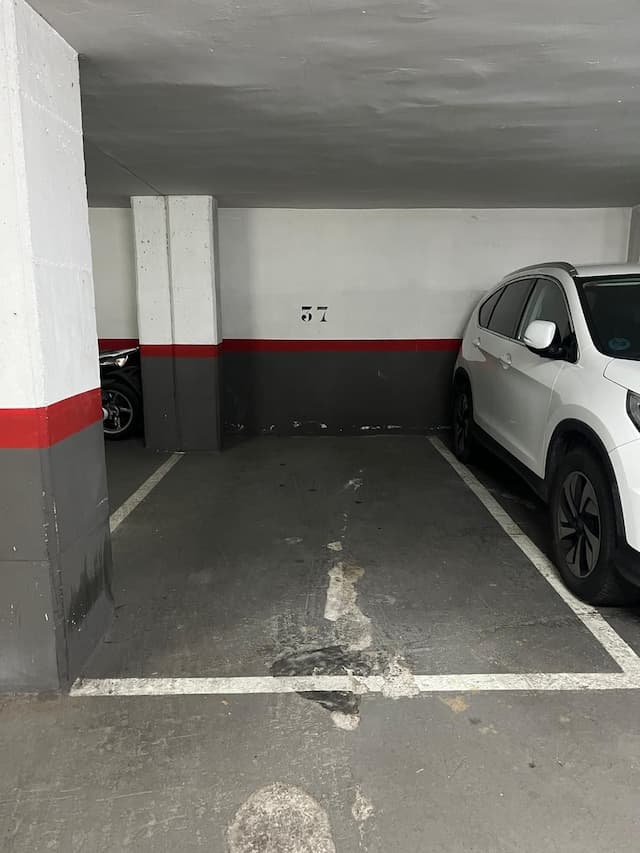 Plaza de garaje en Passeig de Manuel Girona, 14, Les Corts, Barcelona — foto 1