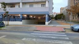 Parking space in Faustino Gutierrez-Al(Period.E.Chinarro), Sevilla — photo 1